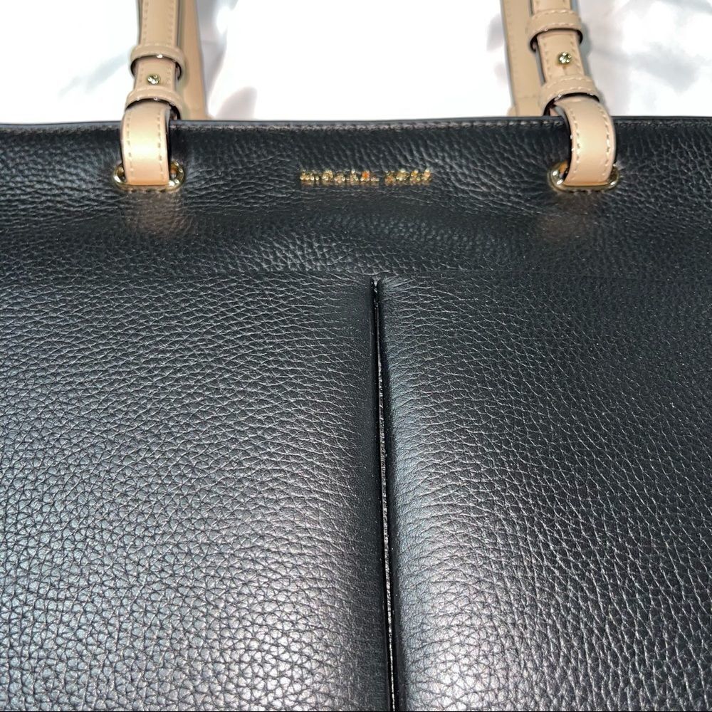 New Michael Kors Bedford Medium Tote Bag - Picture 10 of 10